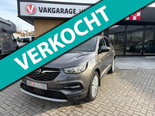 Opel Grandland X 1.2 turbo business executive