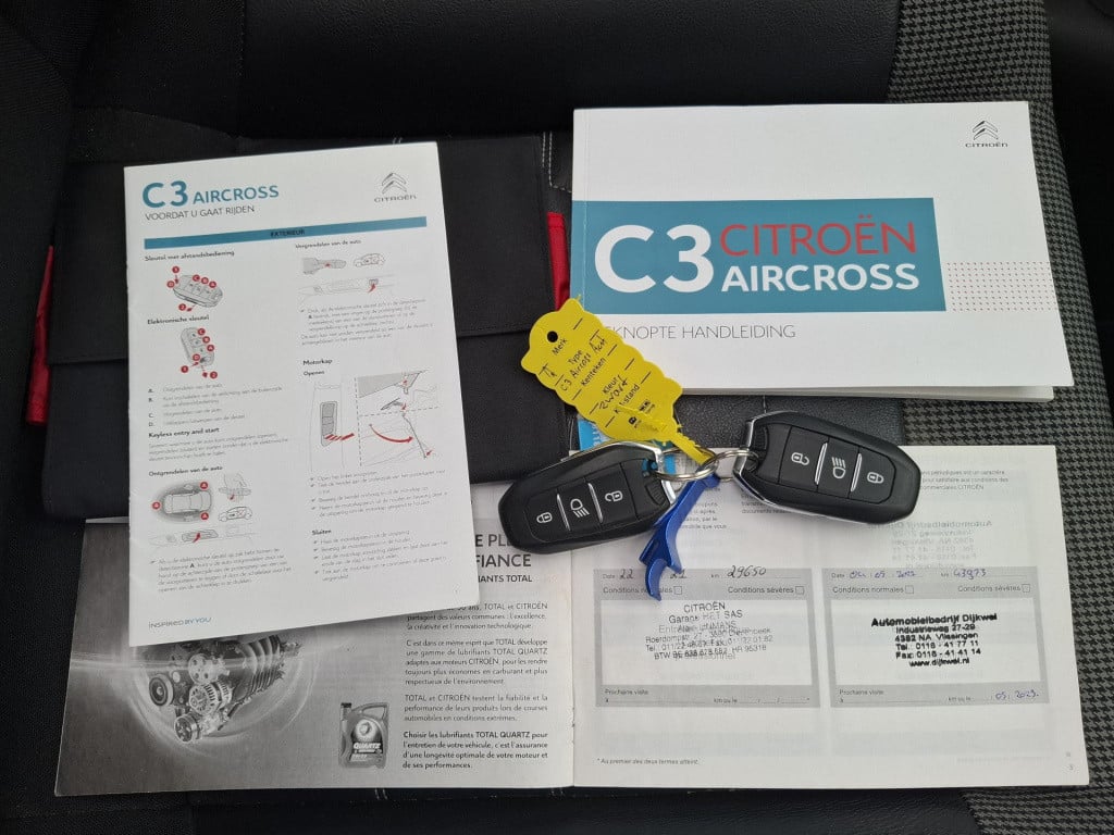 Citroen C3 Aircross suv 130 shine automaat pano/leer/trekhaak