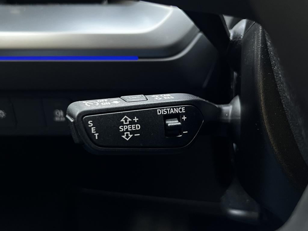 Audi Q4 E-tron 35 advanced edition 55 kwh | camera | carplay | nav | adapti