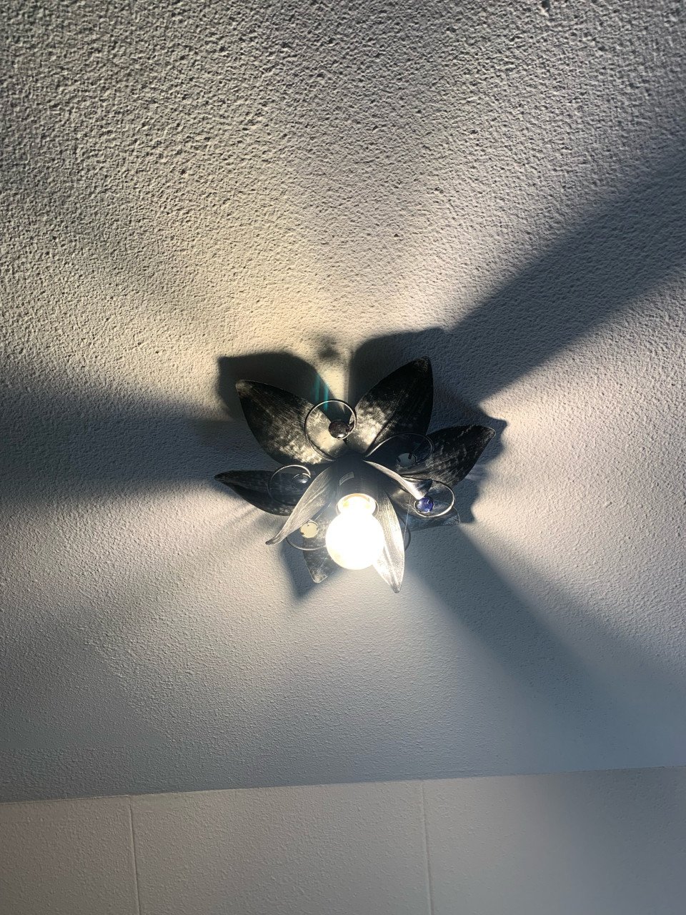 Plafond lamp , bloemen , kinderkamer