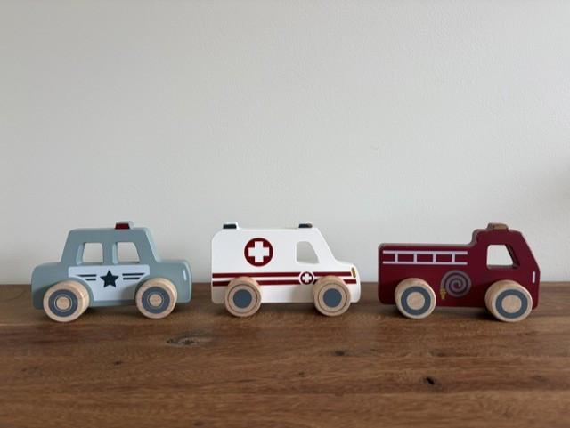 Little Dutch | houten hulpverleningsauto's