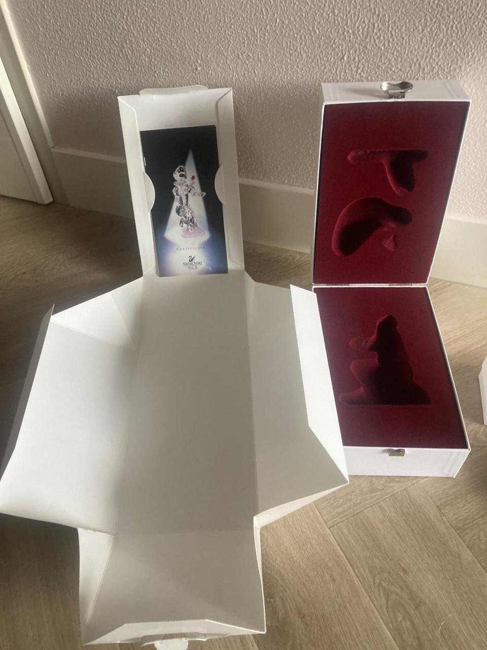 Swarovski harlekijn met display en plaquette