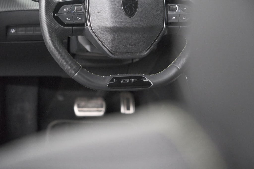 Peugeot 2008 puretech 130 eat8 gt | 360 camera | adaptieve cruise control |