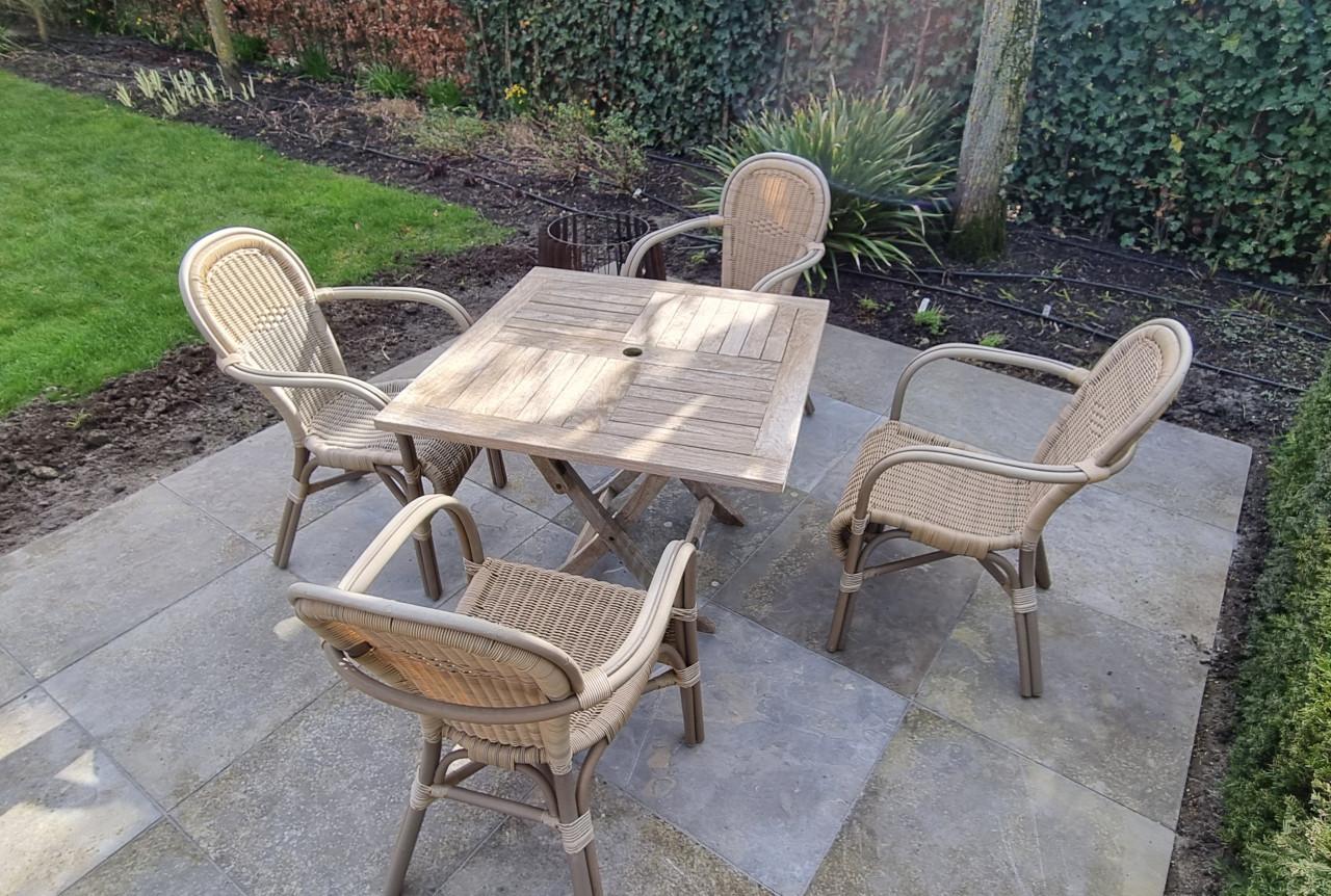 Tuinset met 4 stoelen
