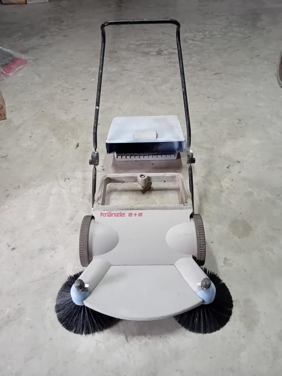 Kränzle 2+2 veegmachine