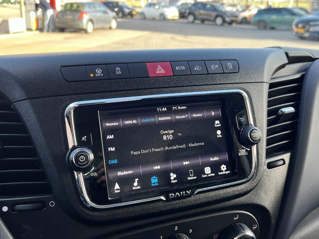 Iveco Daily 35s18hv 3.0 352l h2| ex. btw | nav | dab | trekhaak | 3500kg tr