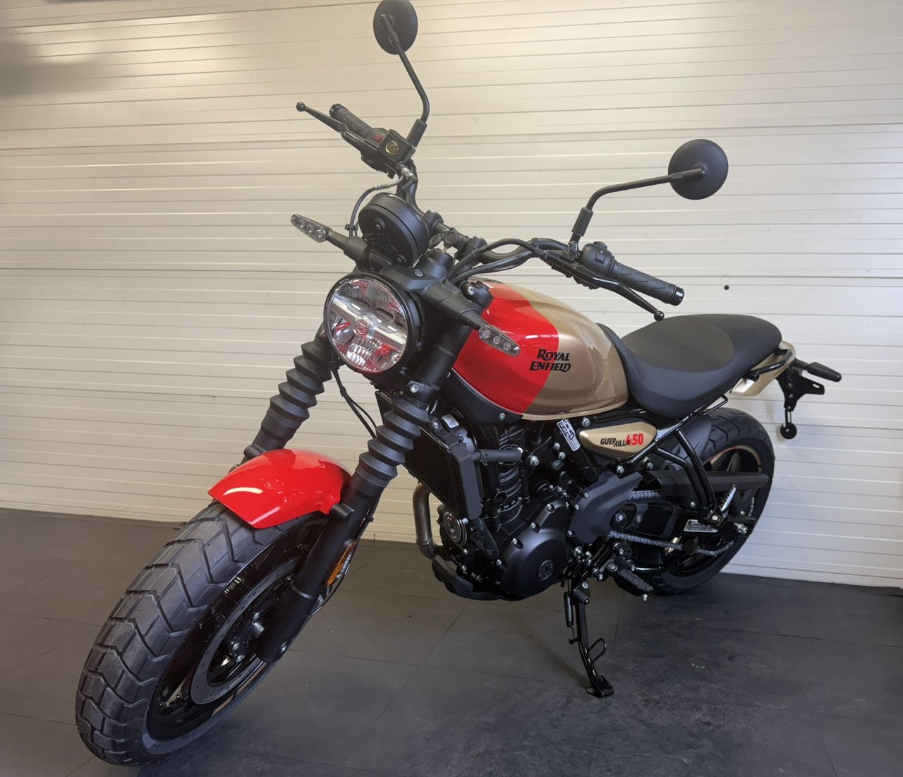 Nieuw de Royal Enfield Guerrilla 450! Nu op voorraad!