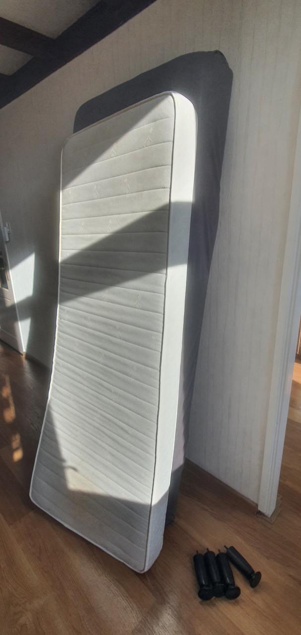 Boxspring 90 / 200 met matras