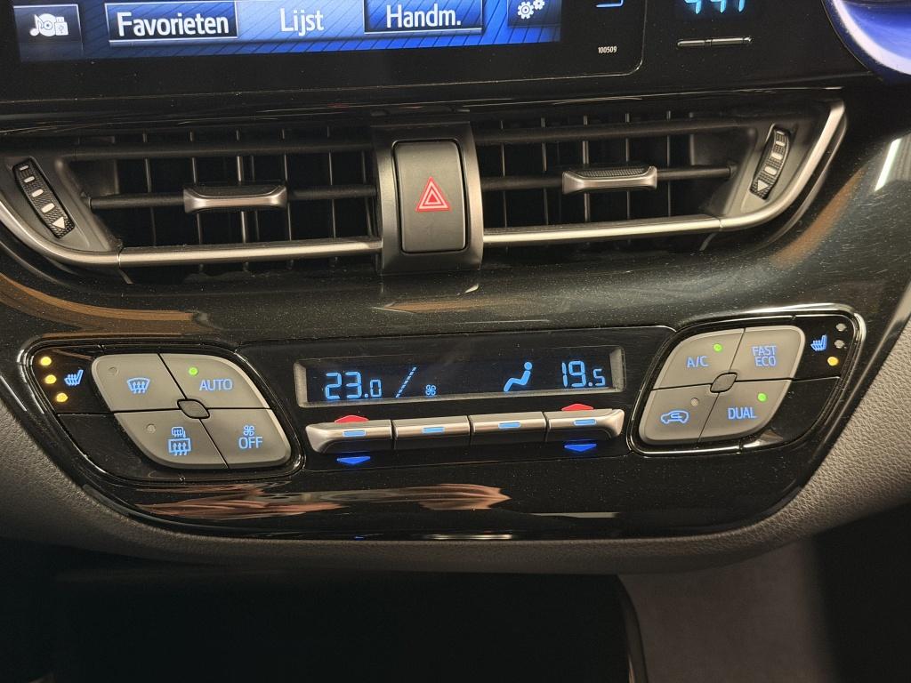 Toyota C-hr 1.8 hybrid bi-tone plus