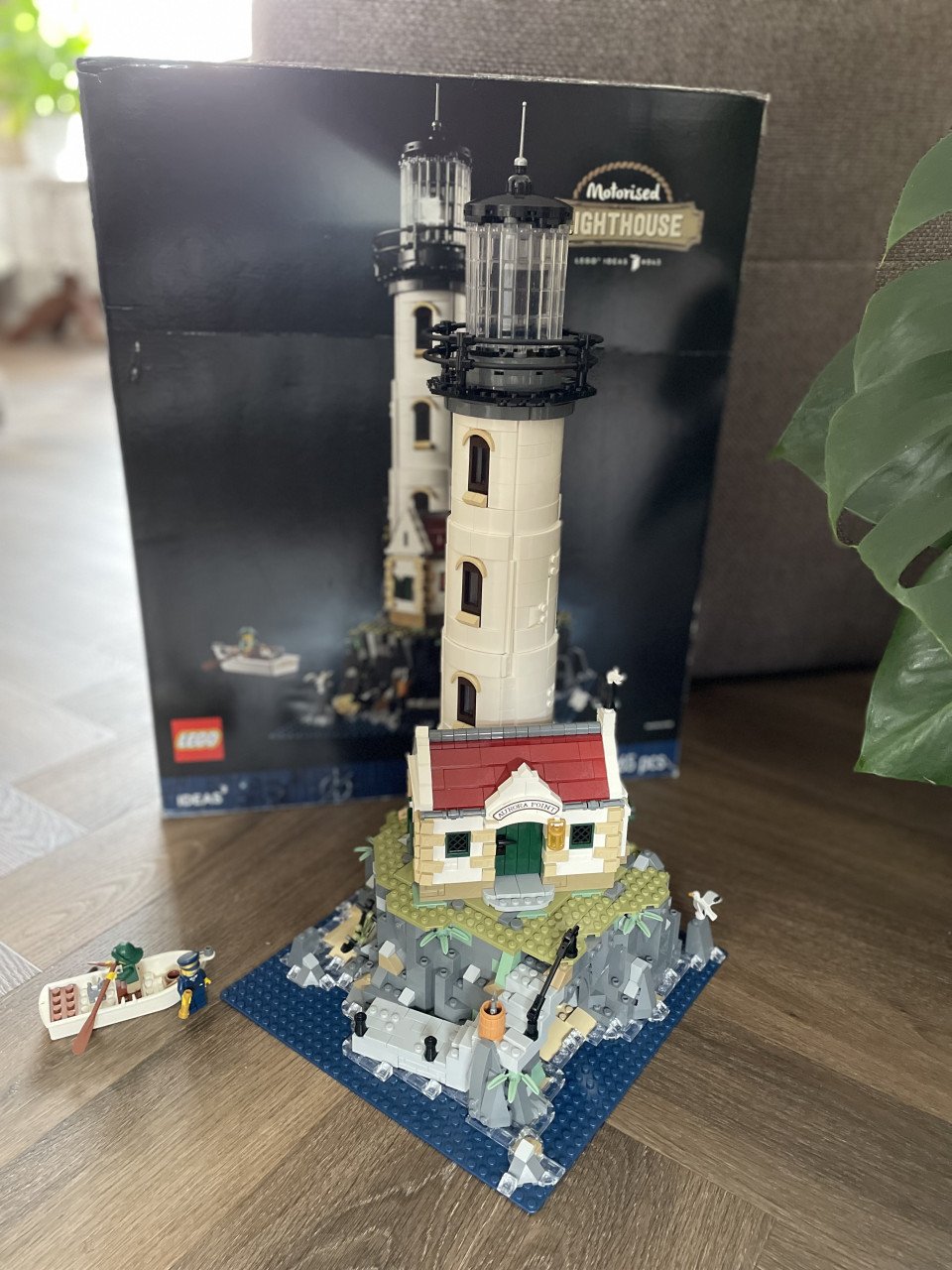 Lego Ideas: Gemotoriseerde vuurtoren 21335
