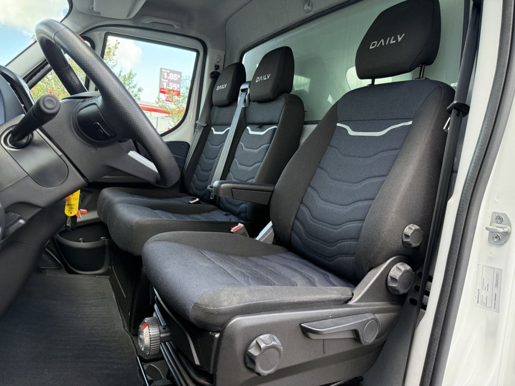 Iveco Daily 35c18h 3.0 410 bakwagen met laadklep | 1e eig | vol opties | tr