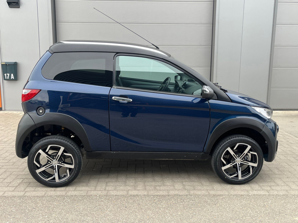 Aixam Crossover brommobiel premium