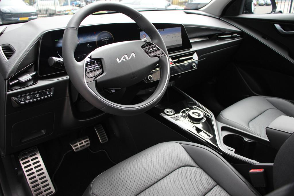 Kia Niro Ev executiveline 64.8kwh | schuifdak | warmtepomp