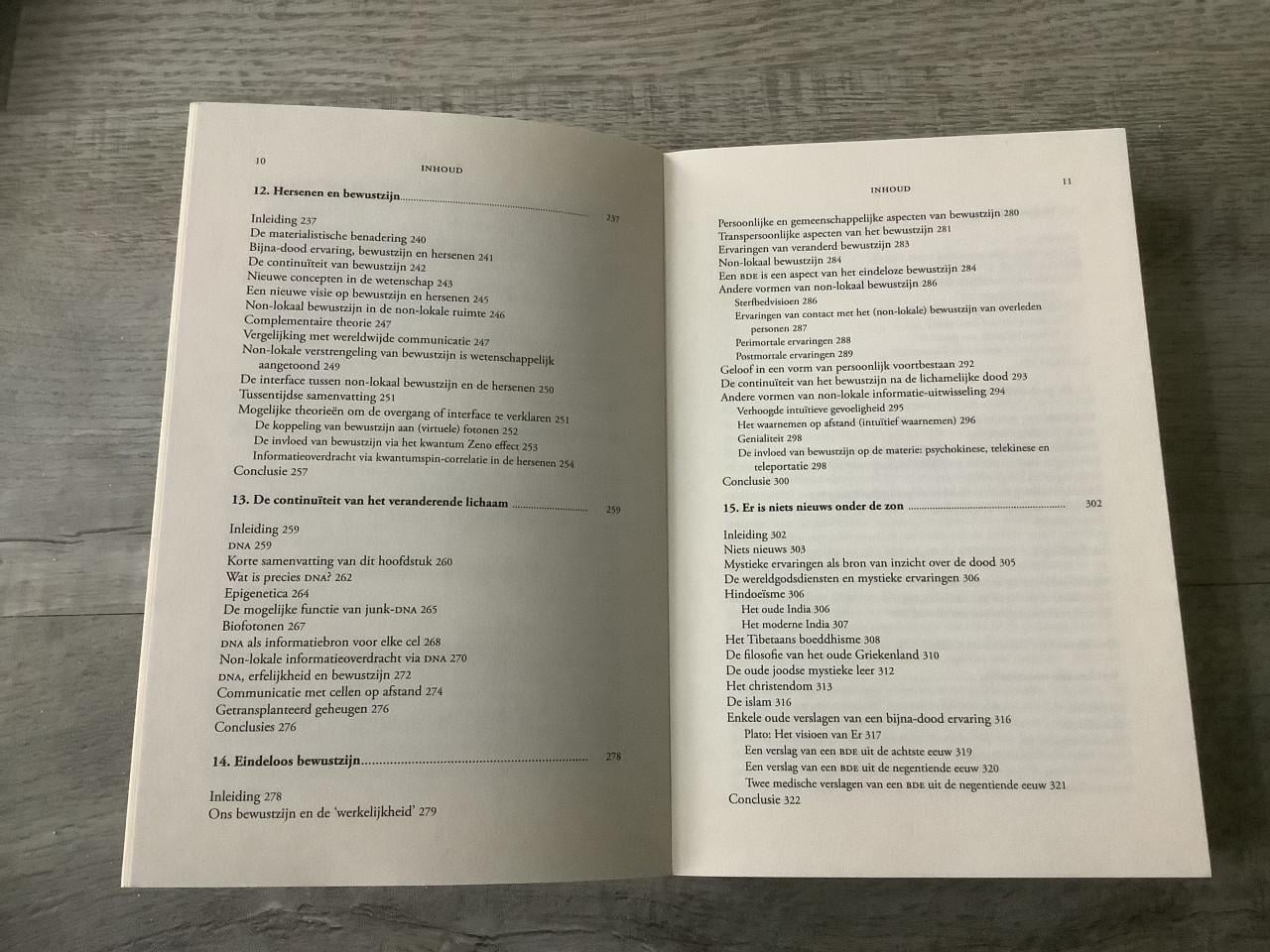 Eindeloos Bewustzijn - bijna doodervaring  - Pim van Lommel