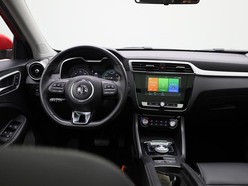 MG Zs-ev luxury 45 kwh aut. | panoramadak | leder | navigatie | airco | sch
