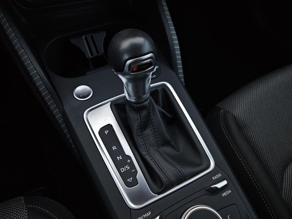 Audi Q2 35 tfsi pro line | stoelverw. | elek. achterklep rijklaar inclusief