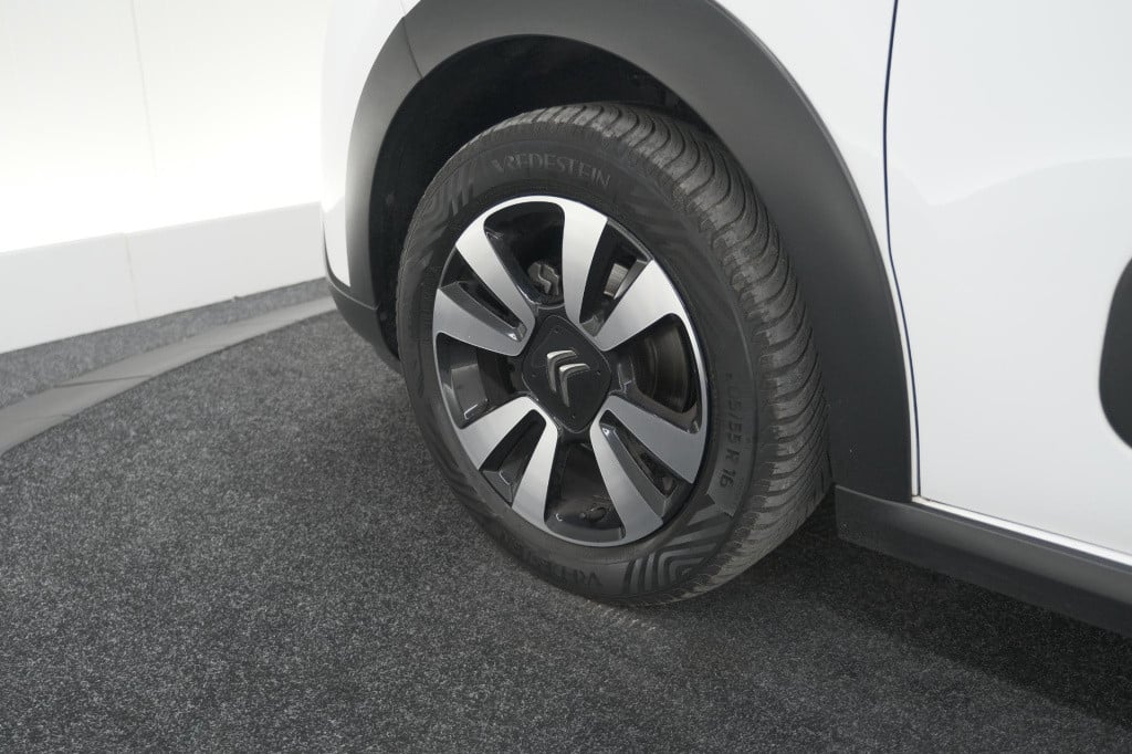 Citroen C3 puretech 82 c-series | parkeersensoren | navigatie | climate con