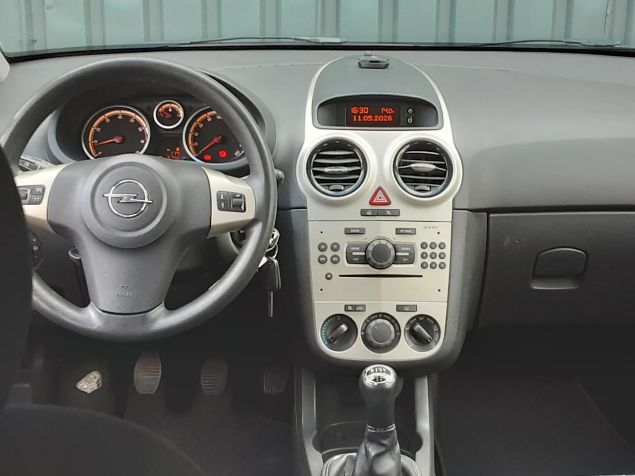 Opel Corsa 1.2-16V Enjoy 1e eigenaar