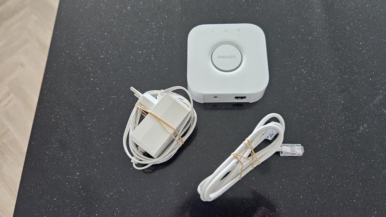 Philips Hue bridge
