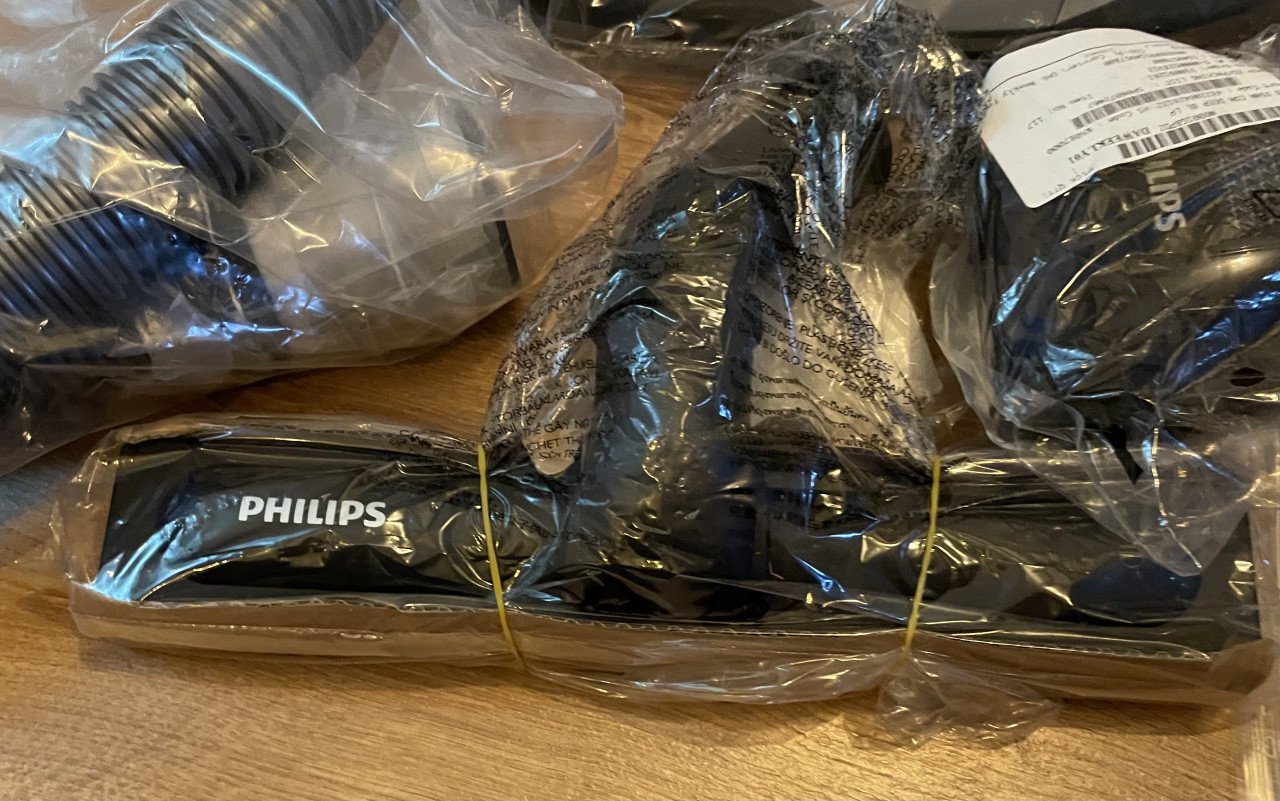 Nieuwe stofzuigerslang + mondstukken Philips