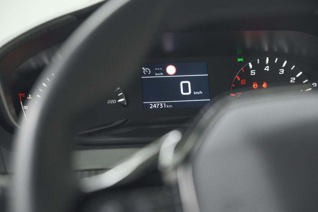 Peugeot 2008 puretech 130 allure