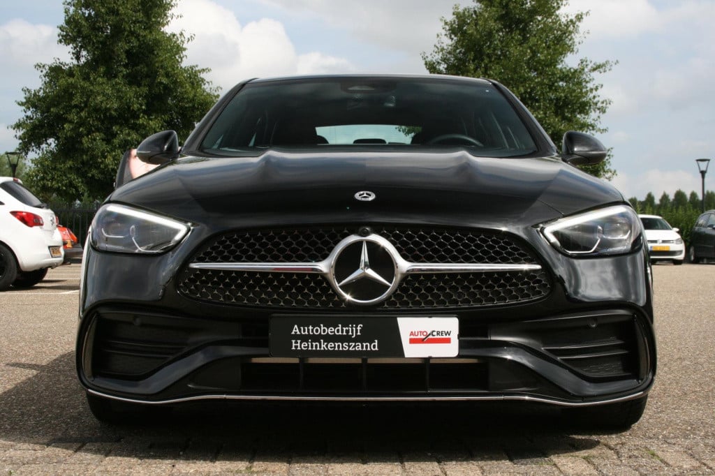 Mercedes-Benz C-Klasse 200 amg line