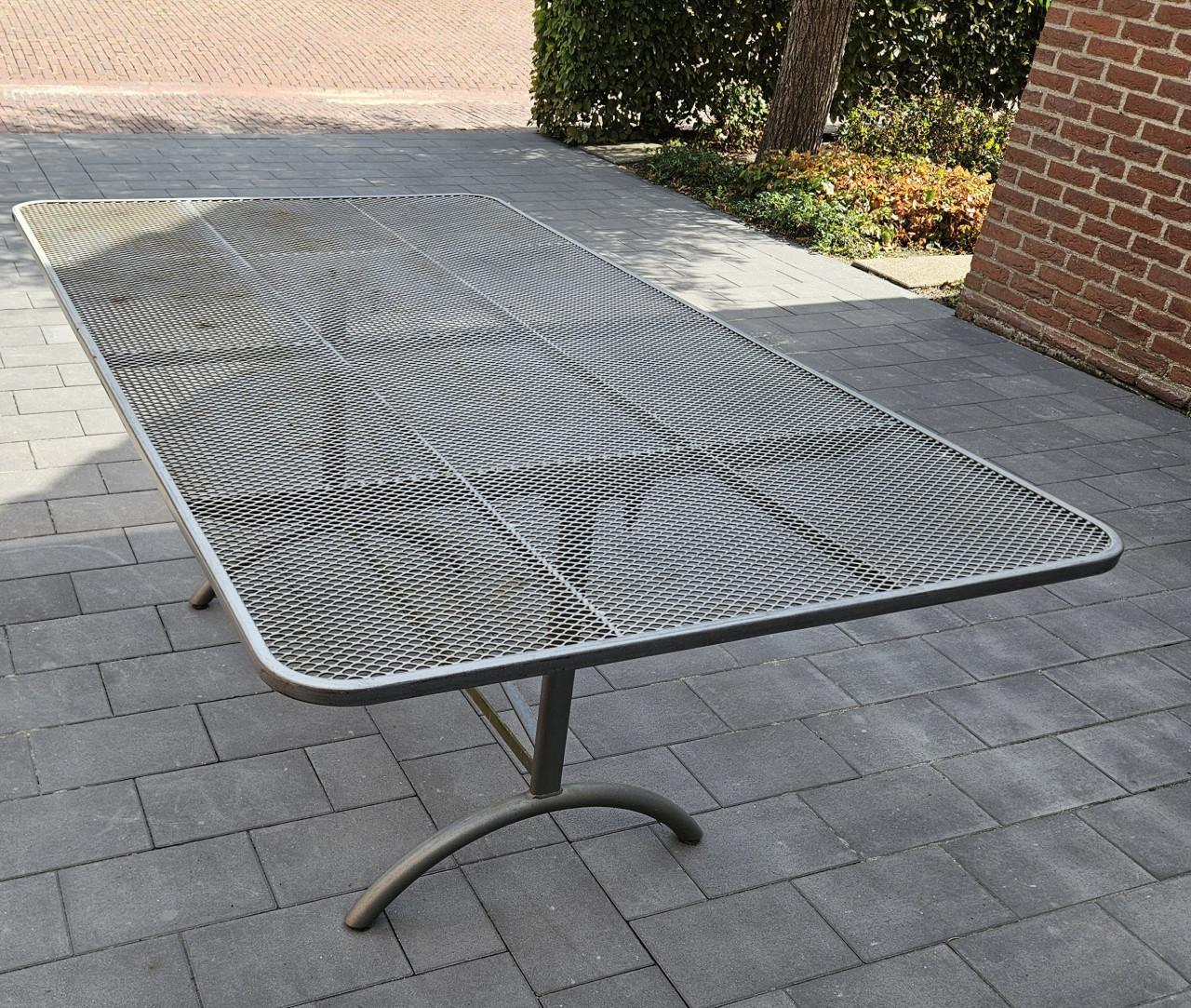 Tuintafel staal