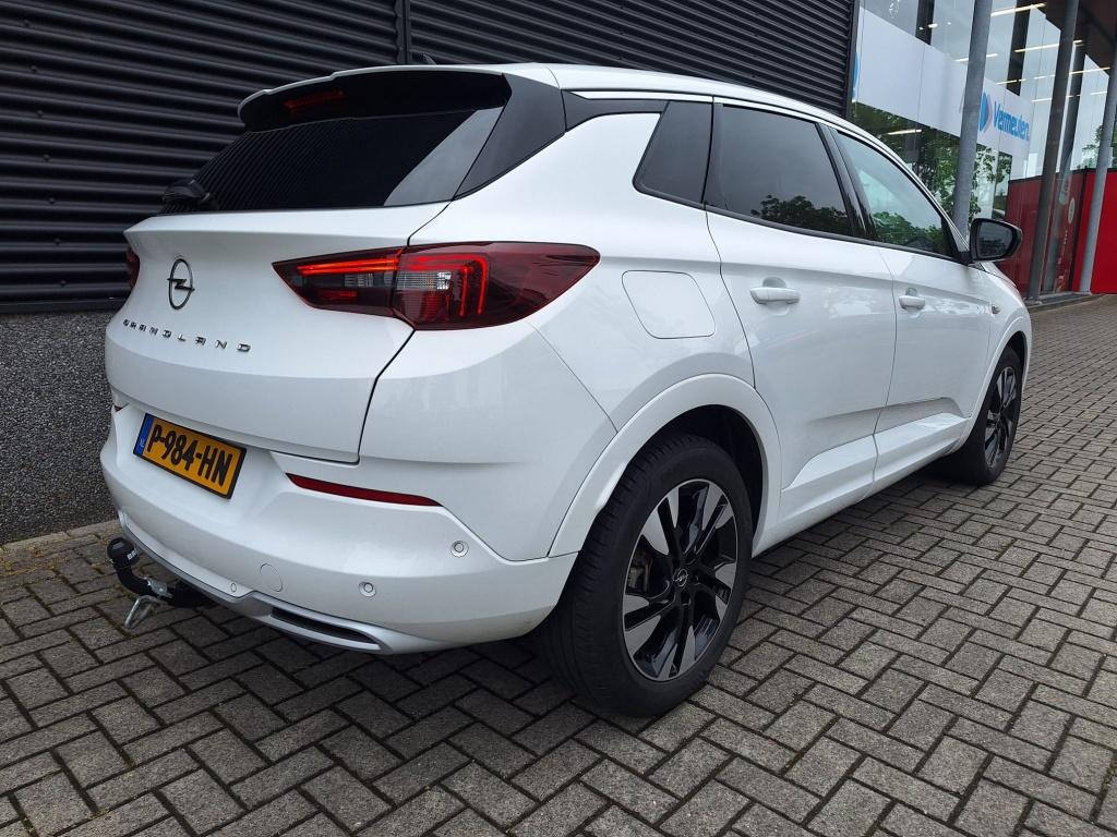 Opel Grandland 1.2 turbo 130pk elegance