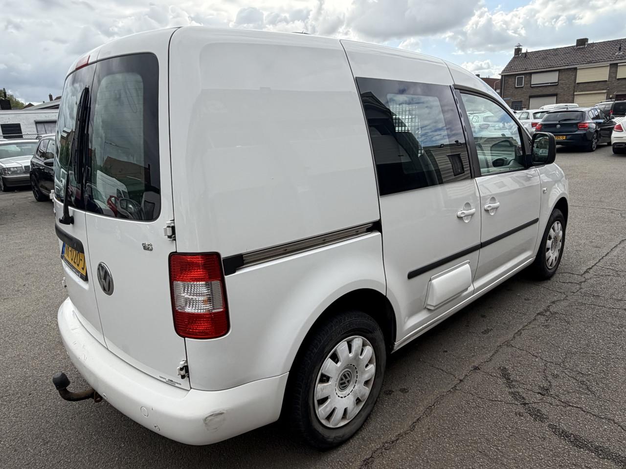 Volkswagen Caddy 1.6 Benzine Trekhaak en AIRCO ! ! !