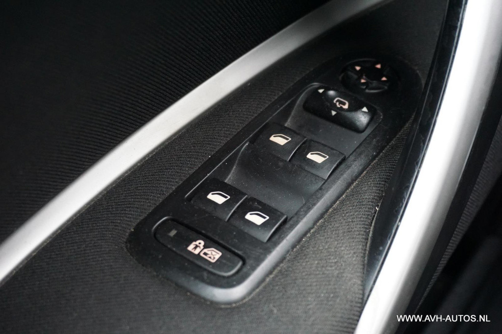 Citroen C5 2.0 16v dynamique