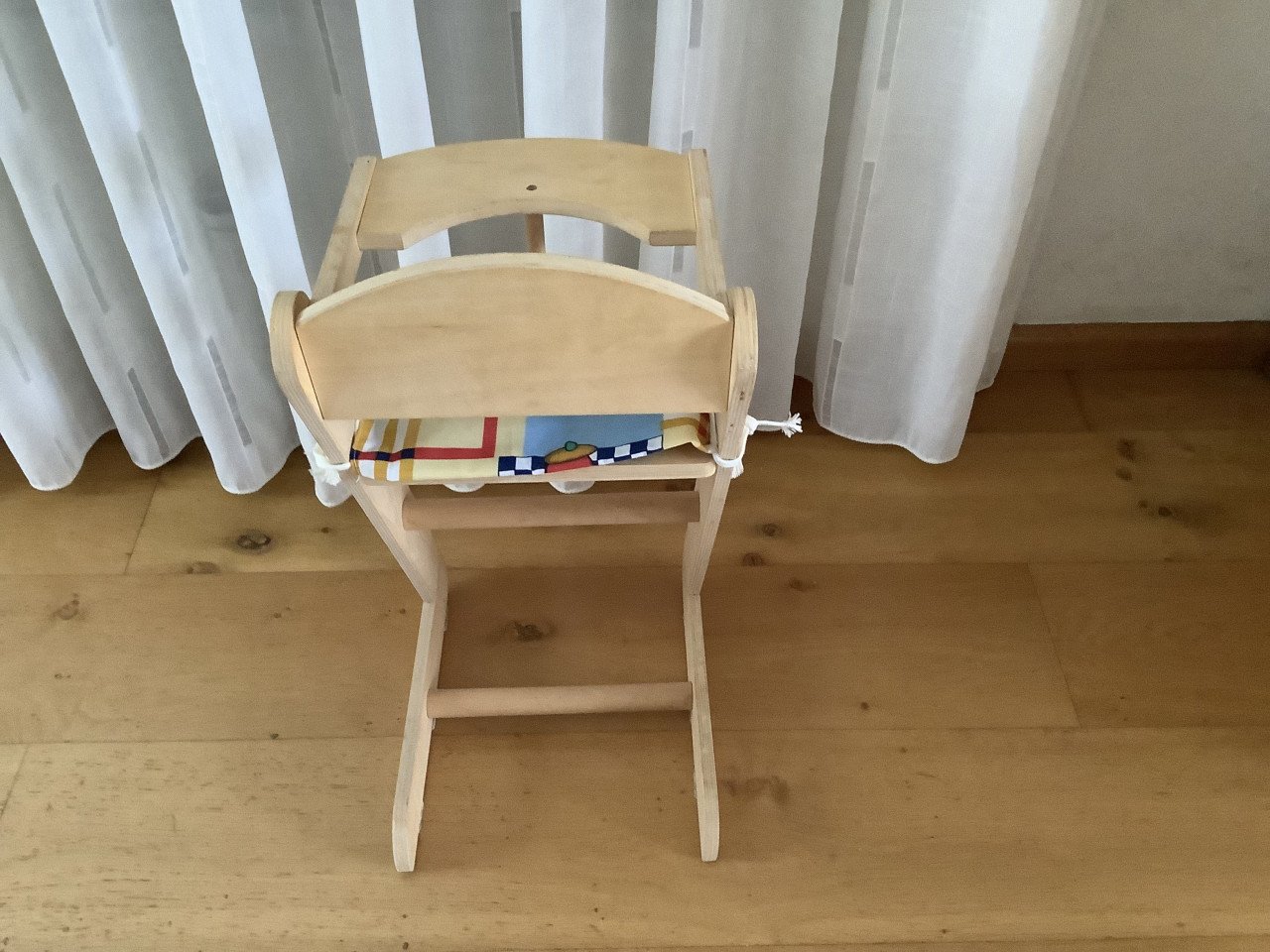 Poppen kinderstoel
