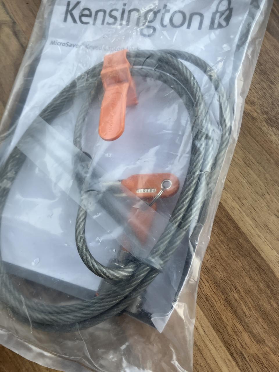 Kensington laptop- of monitorslot