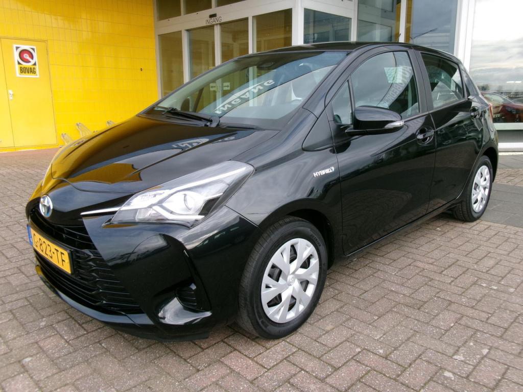 Toyota Yaris 1.5 hybrid clima, camera, multimedia, bluet.