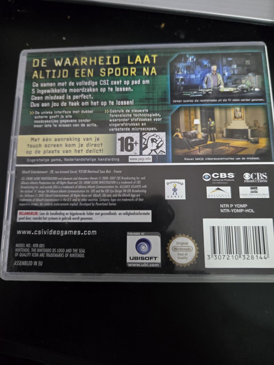 CSI: Crime Scene Investigation - Dark Motives game voor de Nintendo DS.