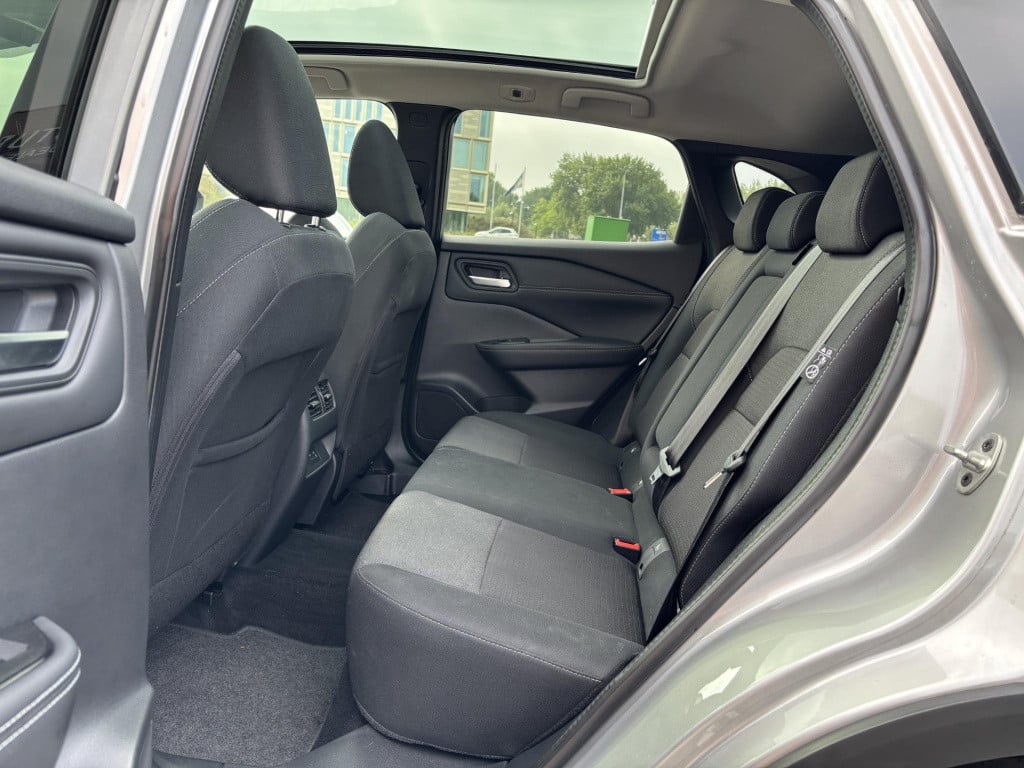 Nissan Qashqai 1.3 mhev xtronic premiere edition | panoramadak | head-up di