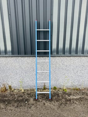 Ladder 7 sport lichtblauw gecoat NIEUW