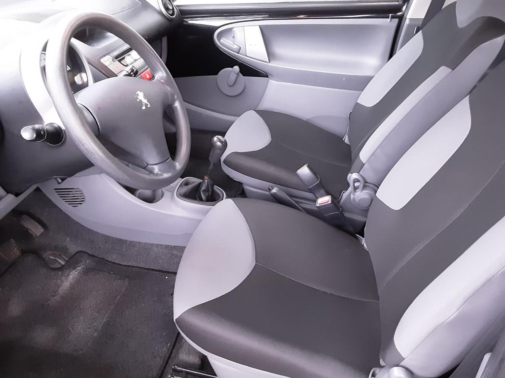 Peugeot 107 1.0-12v xr