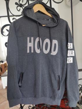 Grijze unisex Hoody mt xxl met applicatie