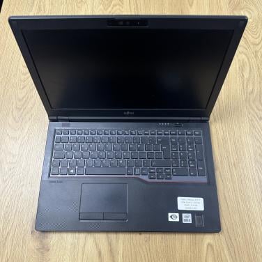 Laptop Fujitsu Lifebook E5511 i5 10210U 512 GB