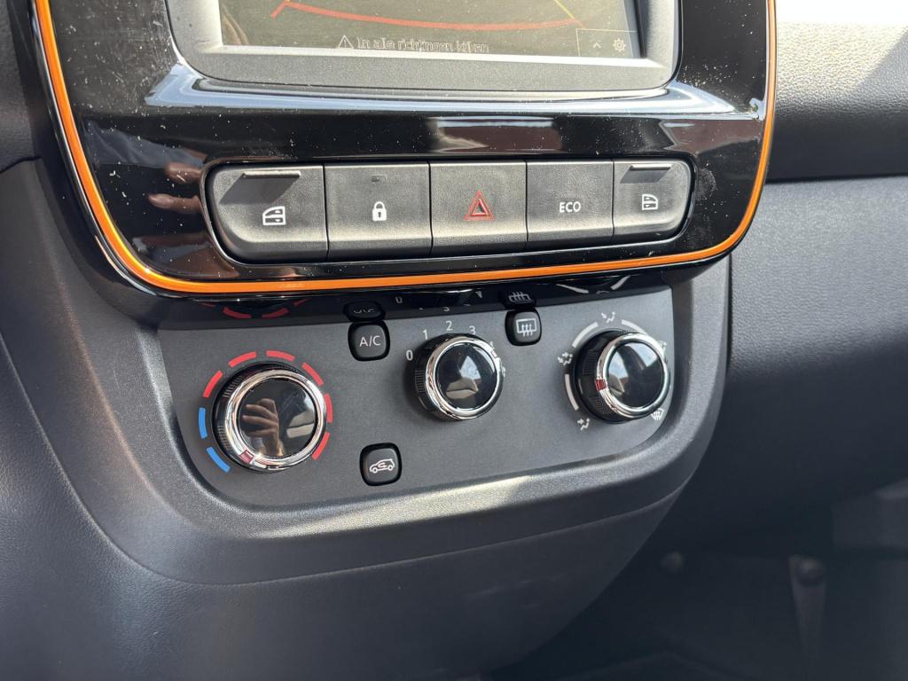 Dacia Spring comfort plus 27 kwh nl-auto, soh 93%