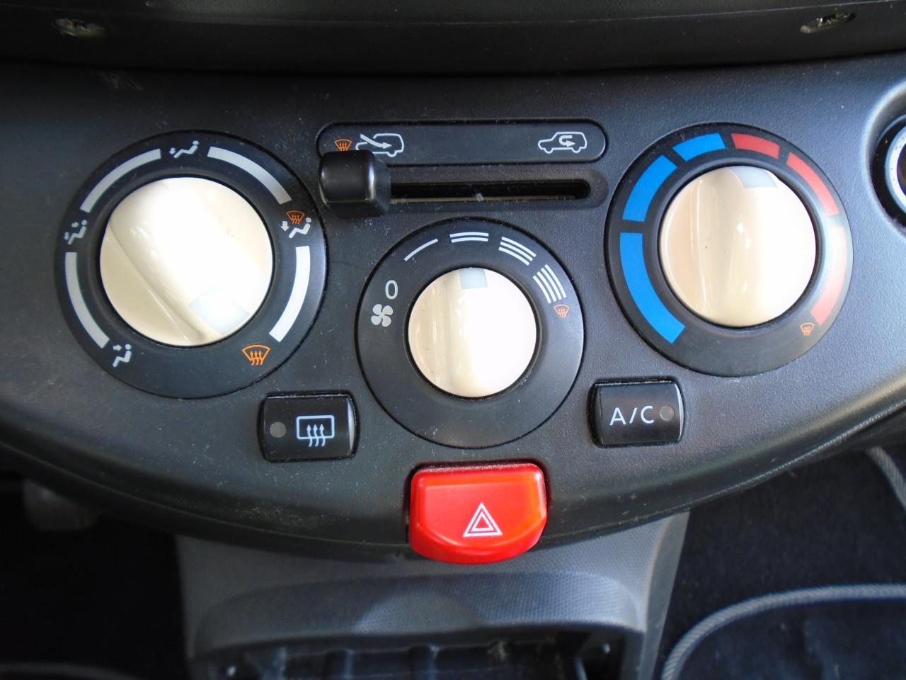 Nissan Mirca 1.2 Airco