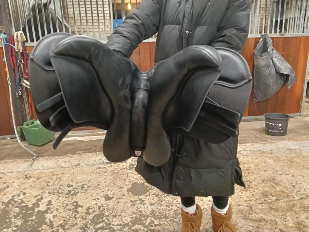 Wintec 500 veelzijdigheidszadel 17.5 inch