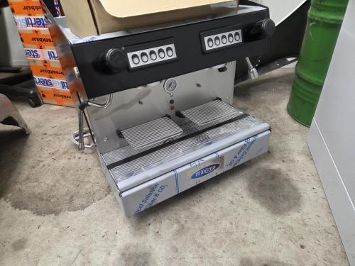 Te koop Espressomachine/pistonmachine Maxima
