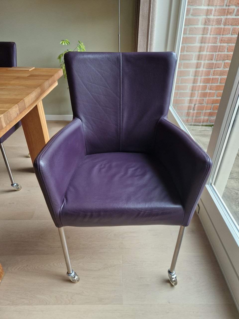 Eiken eettafel met 6 stoelen