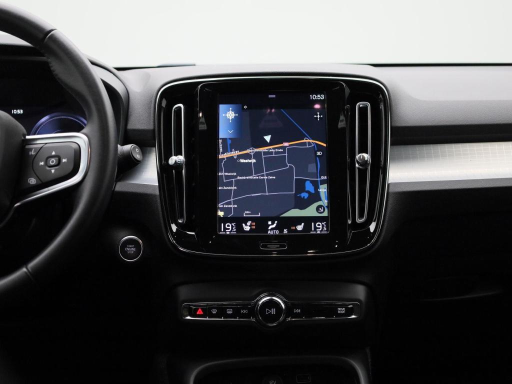 Volvo XC40 1.5 t4 recharge inscription expression | automaat | apple carpla