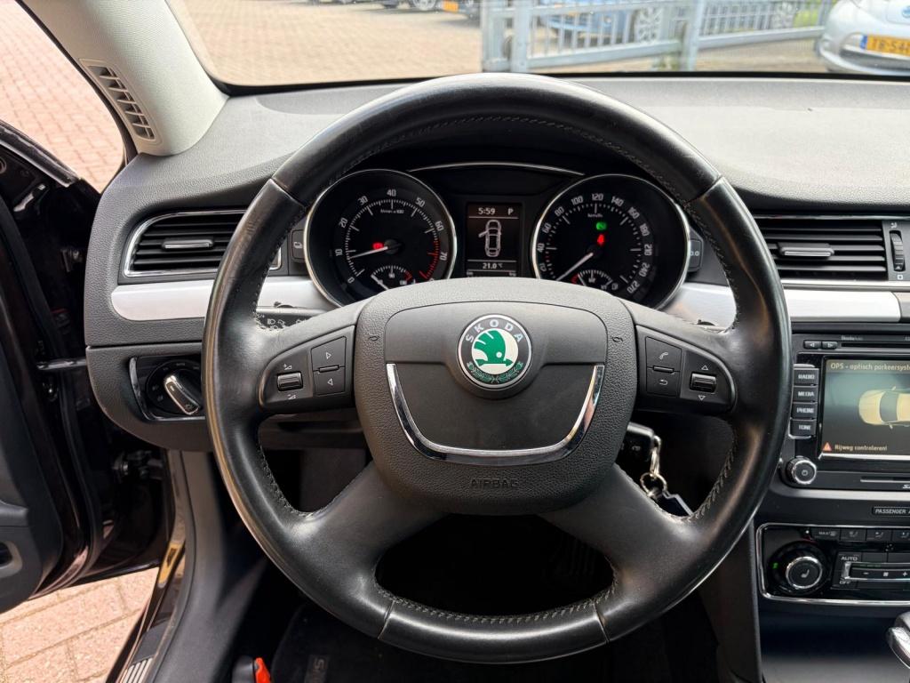 Skoda Superb 2.0 tsi elegance bns