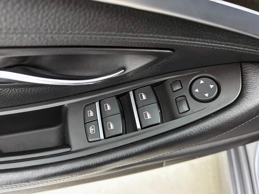 BMW 5 Serie 523i high executive | schuif/kanteldak |