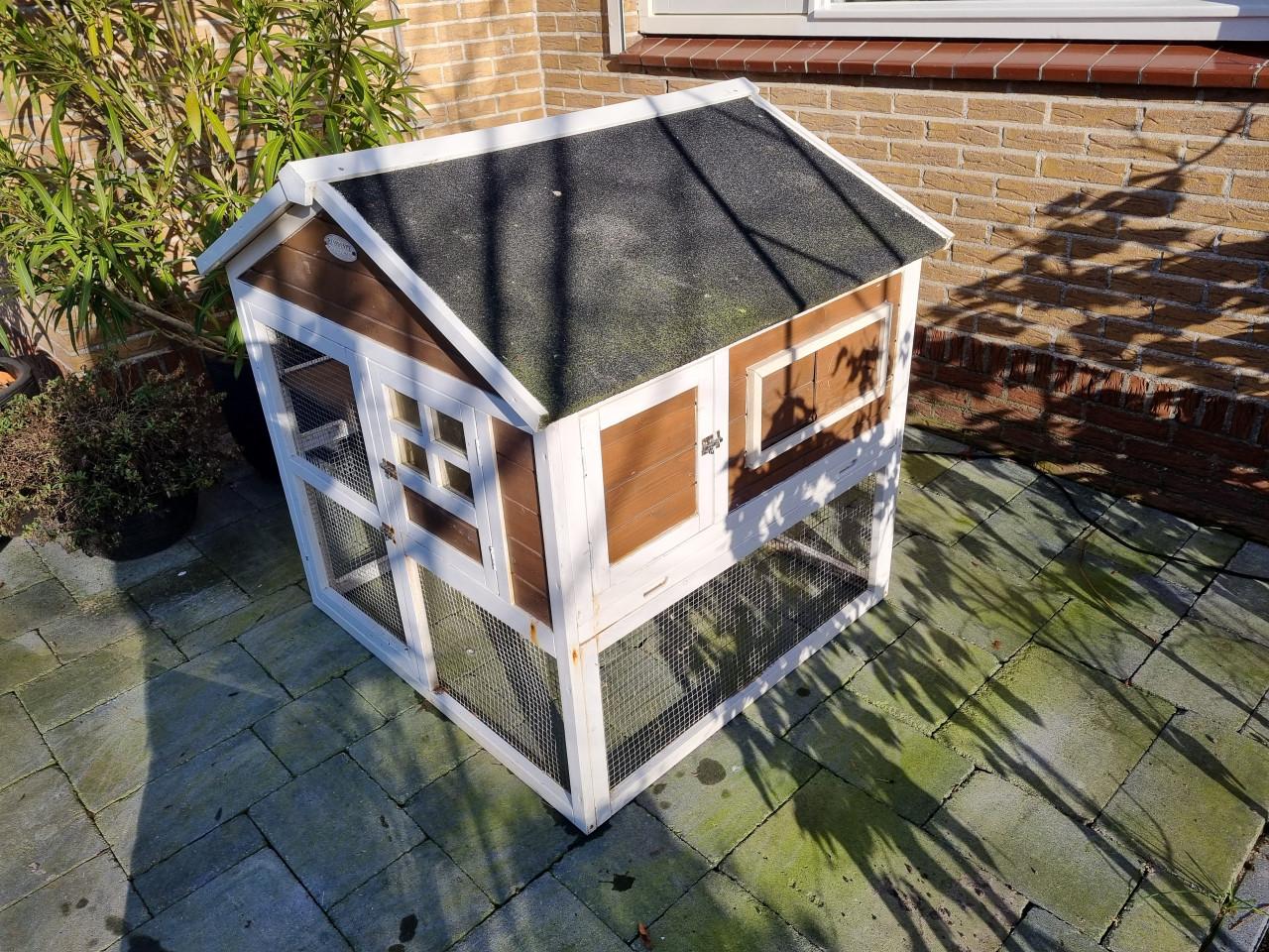 Konijnenhok plus rennetjes