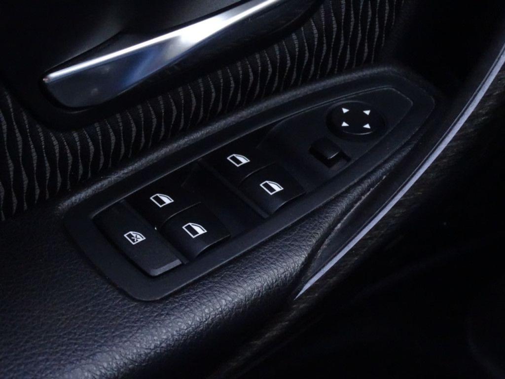 BMW 3-serie 316i executive sport automaat | bi-xenon | afn. trekhaak