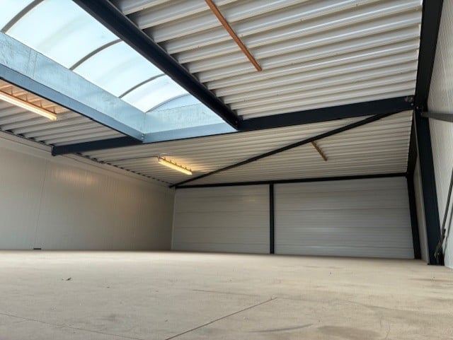 Bedrijfspand Middelburg Hertzweg 7e Arnestein 150m2 + 75m2 vr 337500 euro